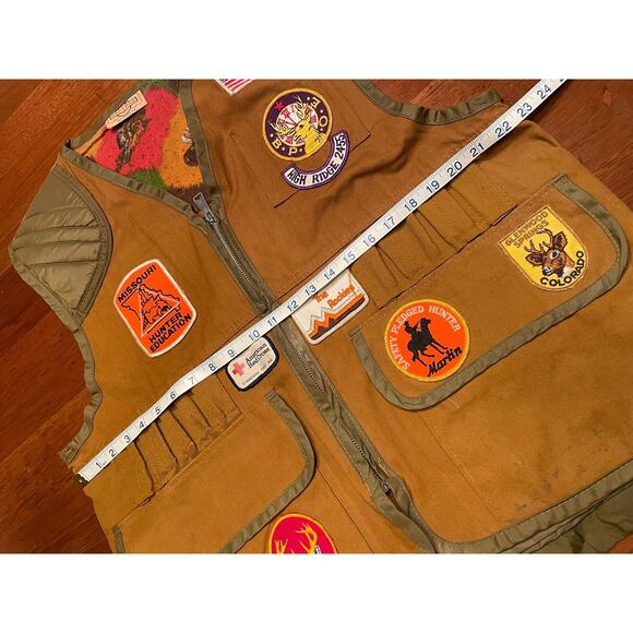 Vintage SafeTbak Hunting Best With Deer Patches And Pouch Safety Back - Picture 14 of 16
